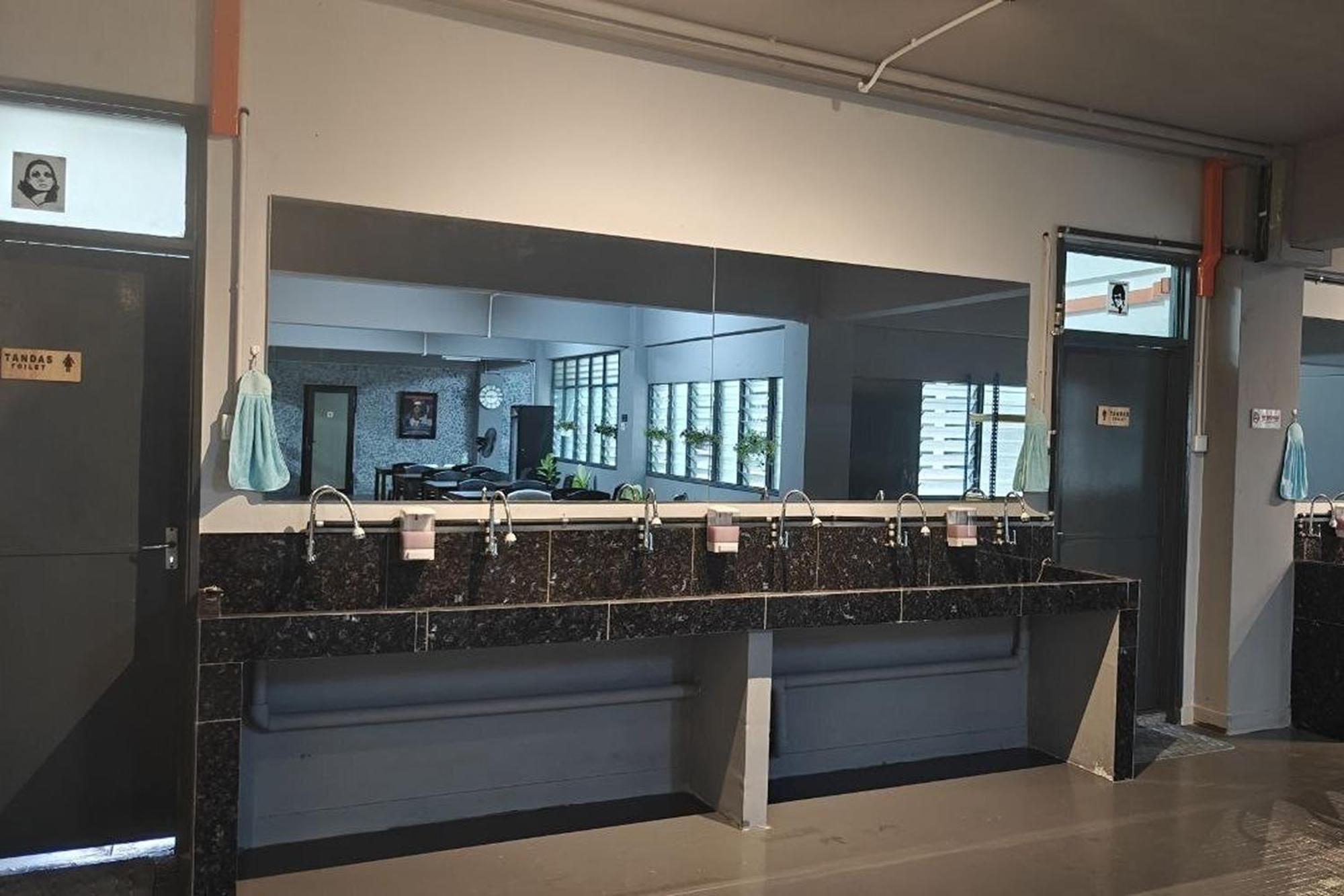 Makotel Hostel Ipoh Ngoại thất bức ảnh